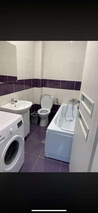 Proprietar închiriez apartament 3 camere zona apusului militari