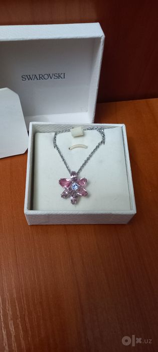 Розовый Кулон Swarovski Gema