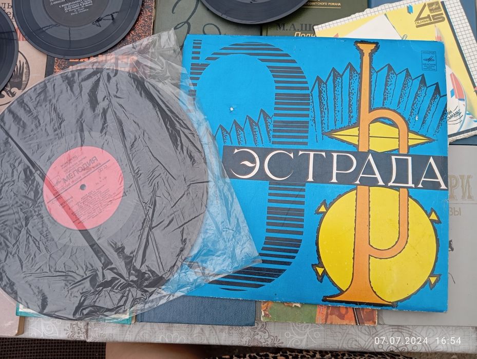 Продам пластинки цена договорная