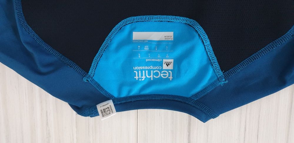 Adidas Techfit Compression ClimaCool  S НОВО! ОРИГИНАЛ! Мъжкa Тениска!