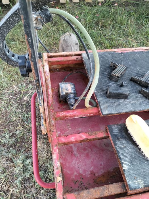 Плиткарез, электрический с подачей воды!