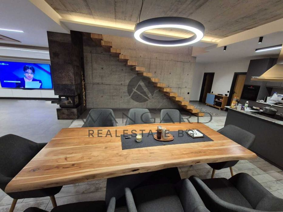 оф.21844 Луксозна къща с басейн/ Марково