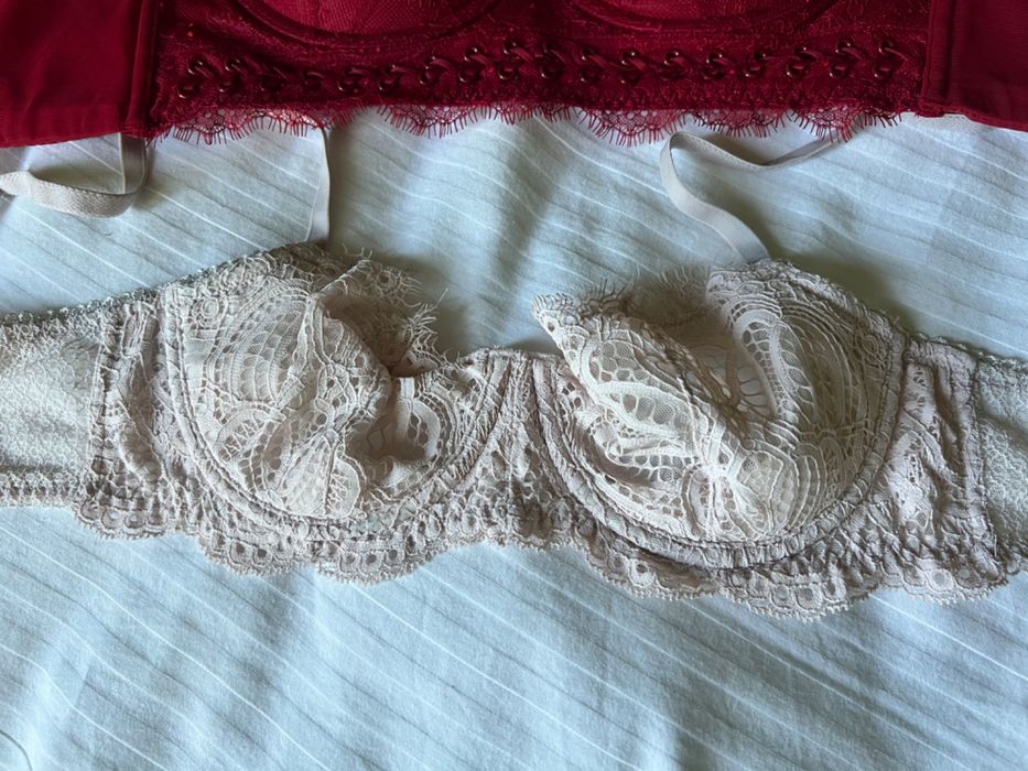 Автентични сутиени Victoria’s Secrets