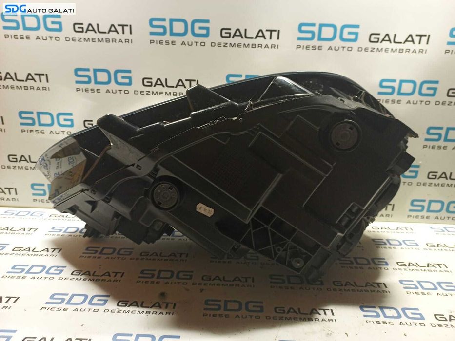 Far Stanga FARA Xenon Volkswagen Passat B8 2014 - 2019 [L0910]