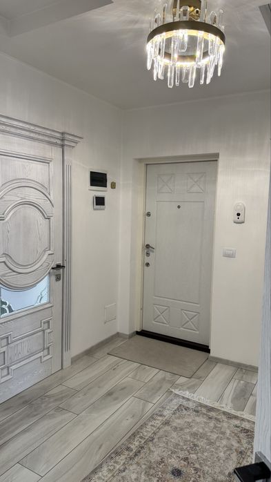 Apartament cu 3  camere de vanzare Radauti