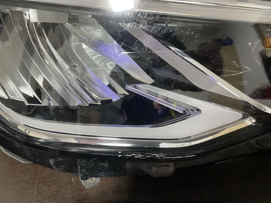 Far dreapta led nonmatrix Vw Golf 8