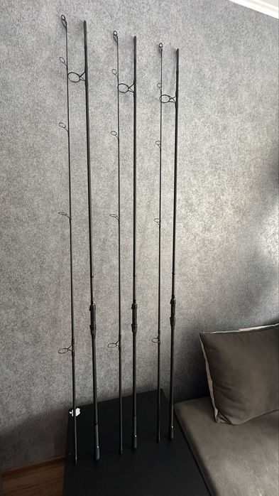 Шаранджийски въдици PROLOGIC C SERIES 12ft. 3.25lb. + единични калъфи