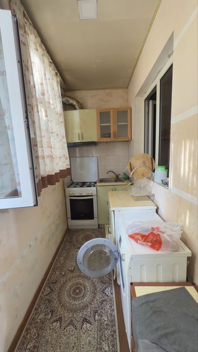 Сдаётся Своя 1 комнатная квартира Юнусабад13. пешком 5 минут до метро