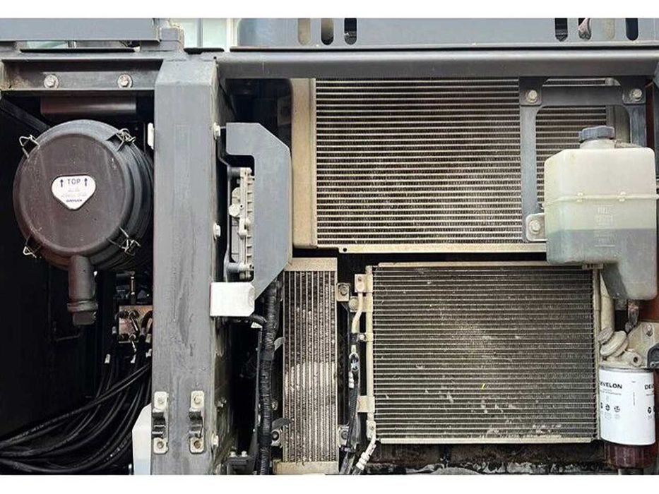 Колёсный экскаватор Doosan DX 210 W-5