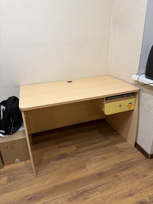 Тройка для детской комнаты