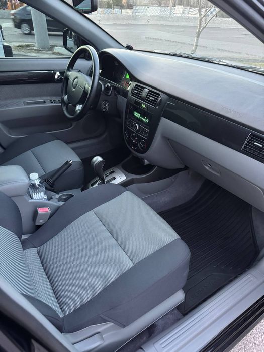 Jentra 2023 lyuk bor