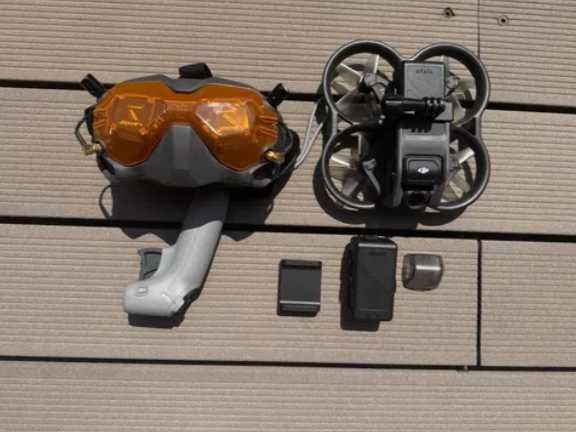 Drona FPV Combo | DJI Avata 1 + Ochelari DJI V2 + 2 Acumulatori + DJI