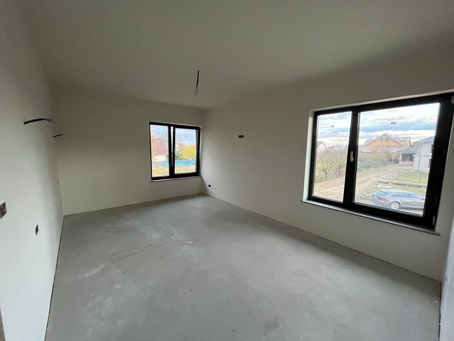 Casa semifinisat Radauti