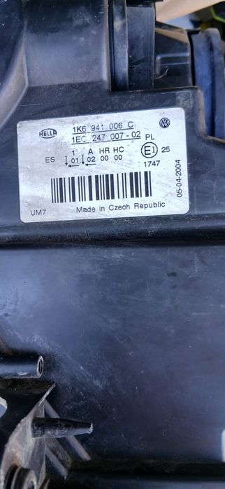 Faruri golf 5 Hella  200 lei