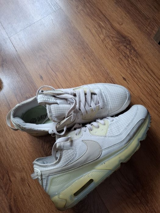 Nike air max 90 маратонки 41 номер.