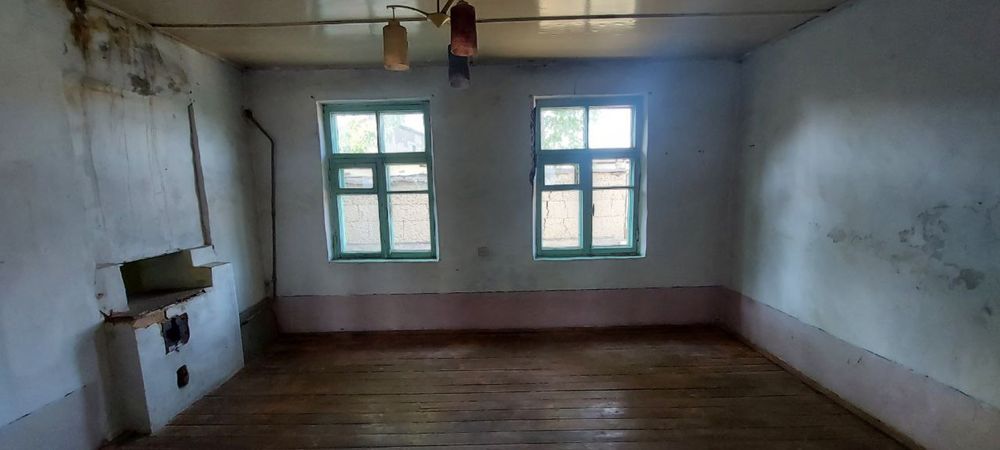 Uy sotladi nazarbekda