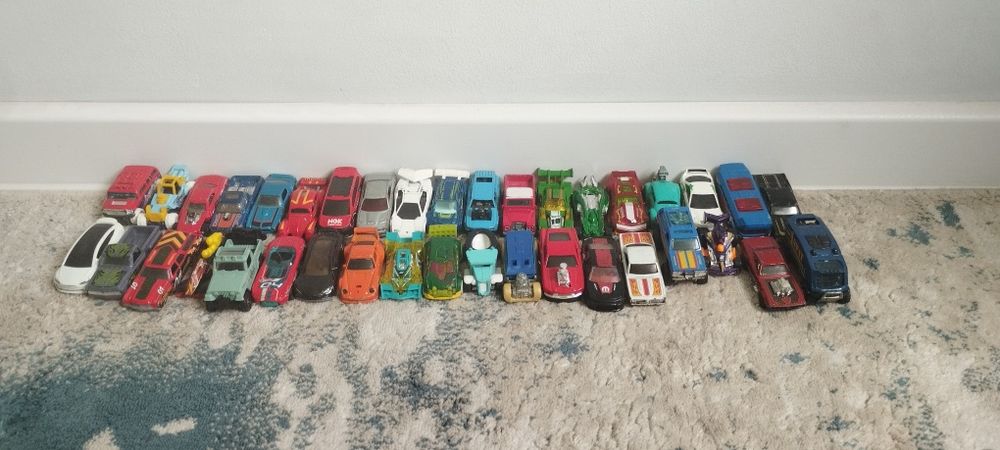 Машинки HotWhells