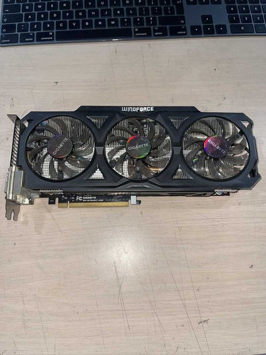 Продажам видео картаа 760 2гб