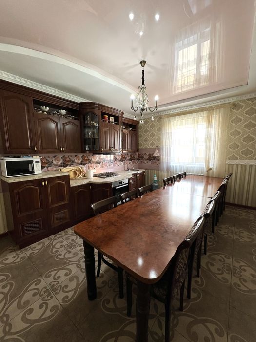 Продается большой  дом