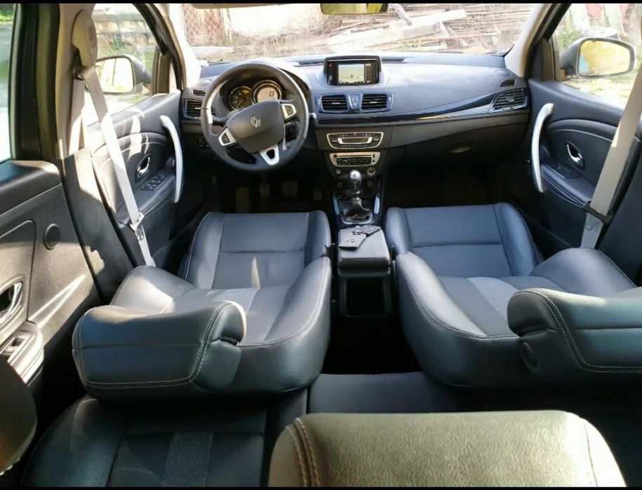 Dezmembrez renault megane 3