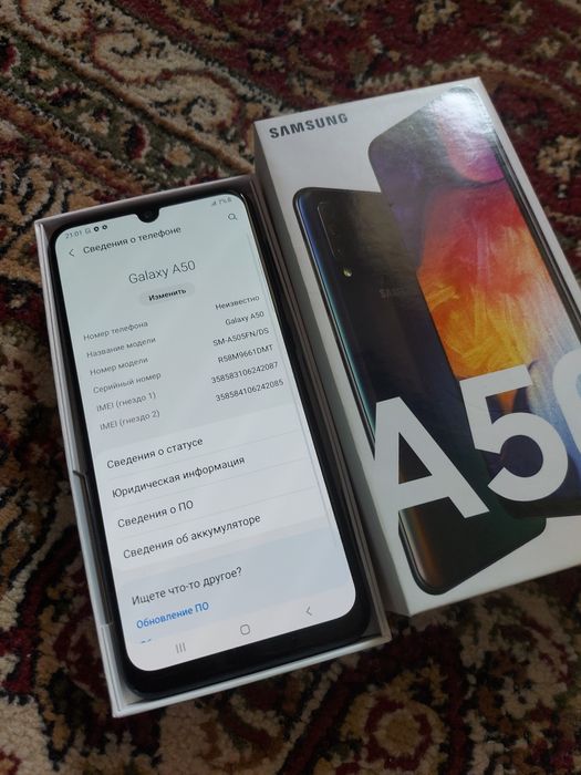 Самсунг А50 64 гб как новая