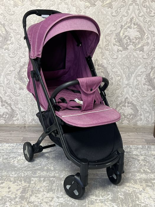 Продам прогулочную коляску