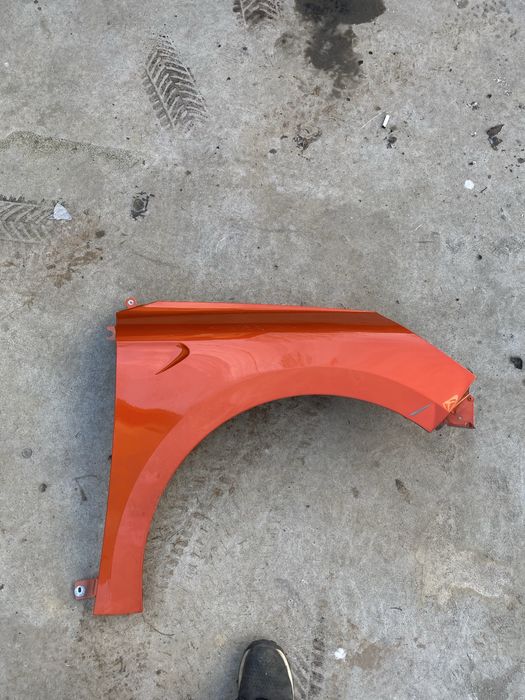 Aripa dreapta fata Renault Clio 5 an 2019-2023