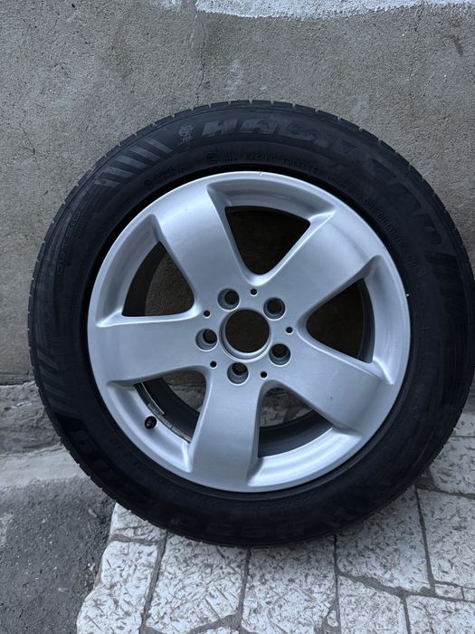 Продам шины с дисками R16