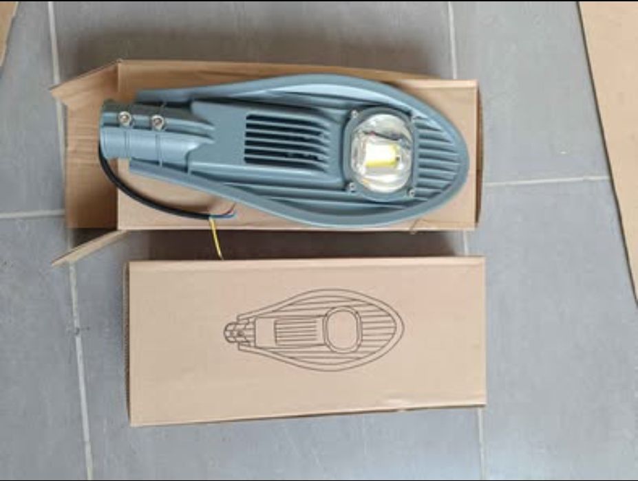Lampa stradala LED 30w (150w)
