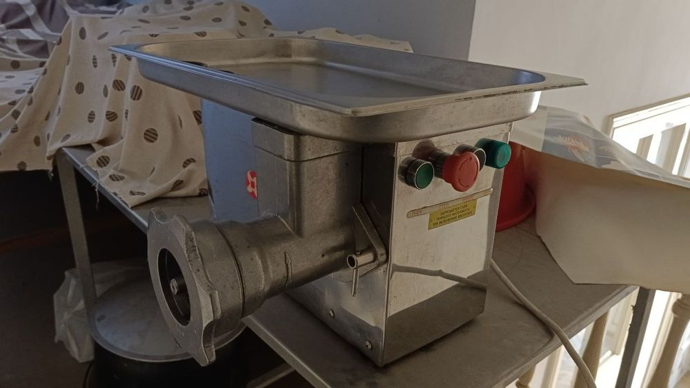 Мясорубка сотилади