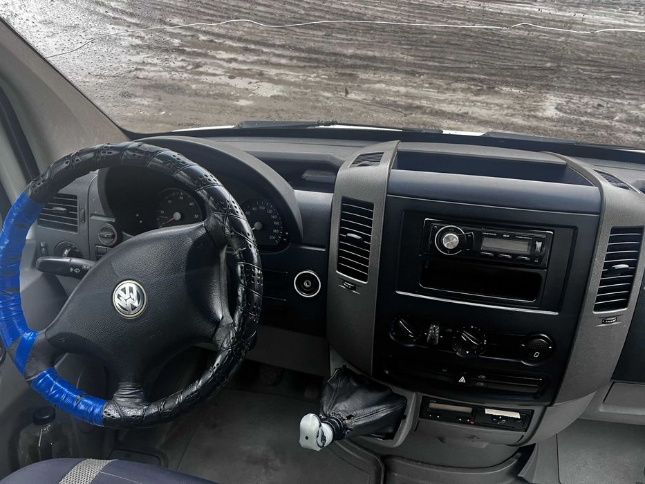 Microbuz volkswagen crafter 17 locuri