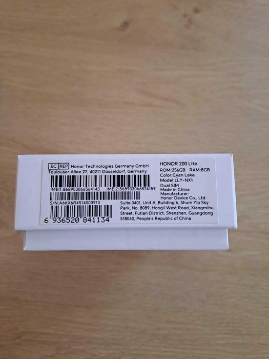 Продавам смартфон HONOR 200 Lite като нов