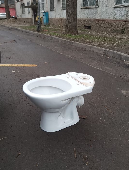 Унитаз туалет ..