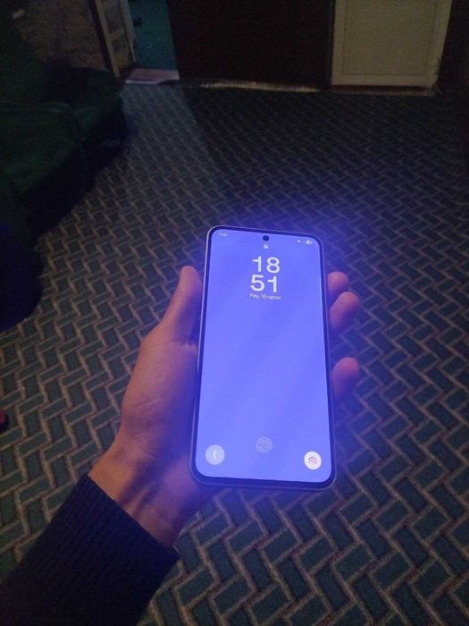 Samsung A56 128/8 holati yangi