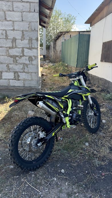 Продаю Zuumav k5 cс300
