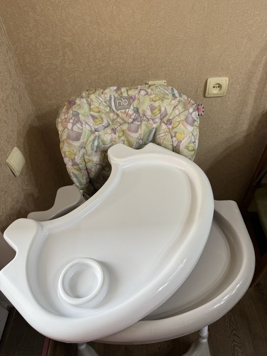 Продам стульчик для кормления