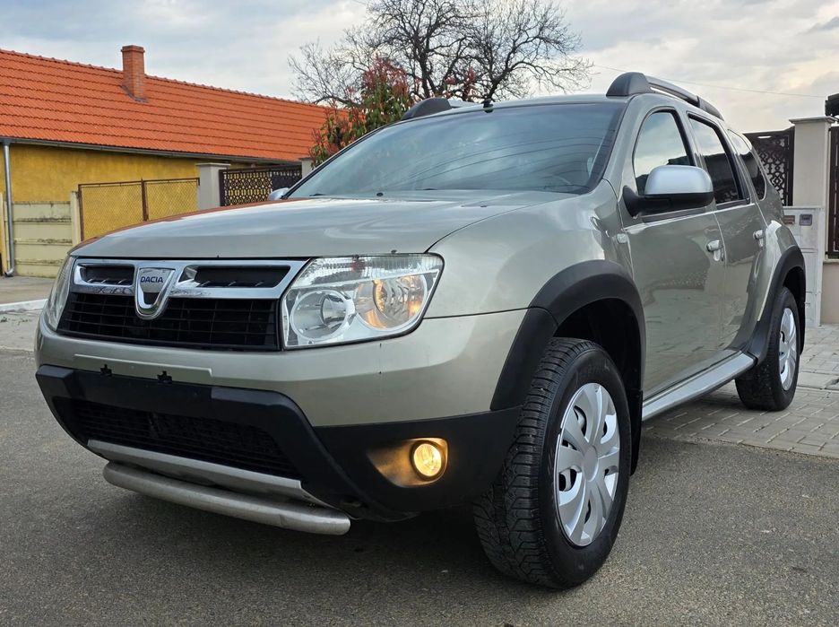 Dacia Duster Dacia Duster 2012 / 1.6 benzina/ 16v / Clima / Carlig de remorcare