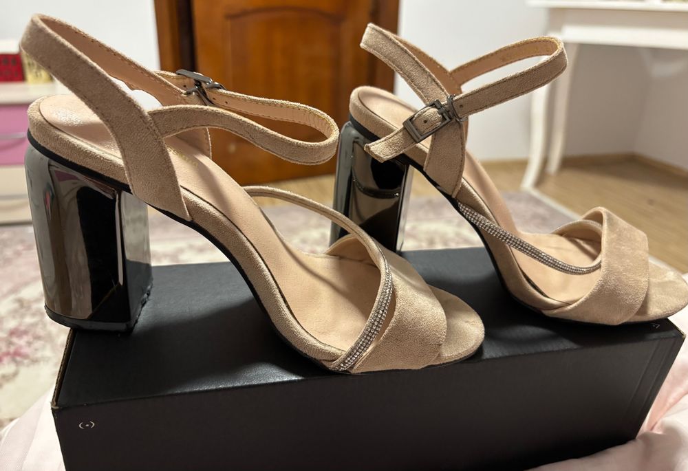 Sandale elegante