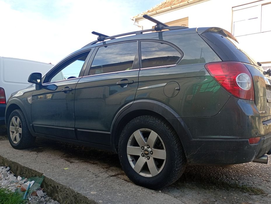 Vând Chevrolet Captiva
