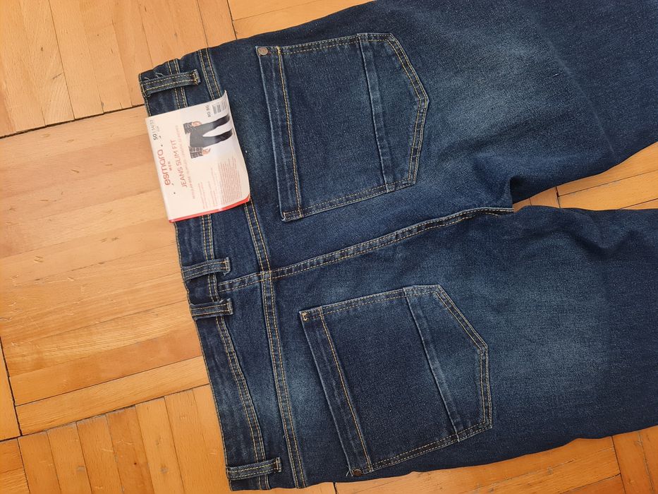 Blugi albastri noi marimea L/50