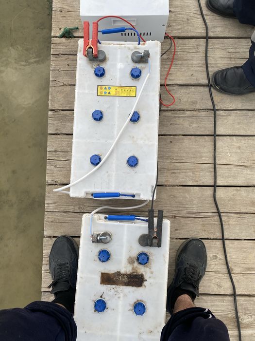 Электрический катамаран (су велосипеді) сатамын