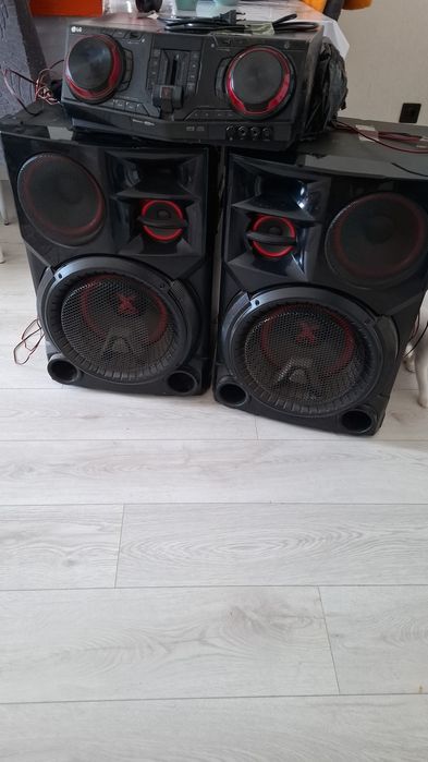 Музыкальный центр LG CL 98