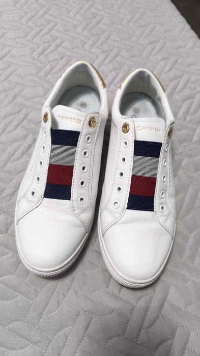 Tommy Hilfiger маратонки