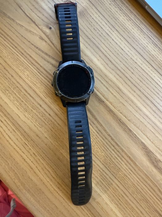 Фитнес часы Garmin FENIX 6 PRO