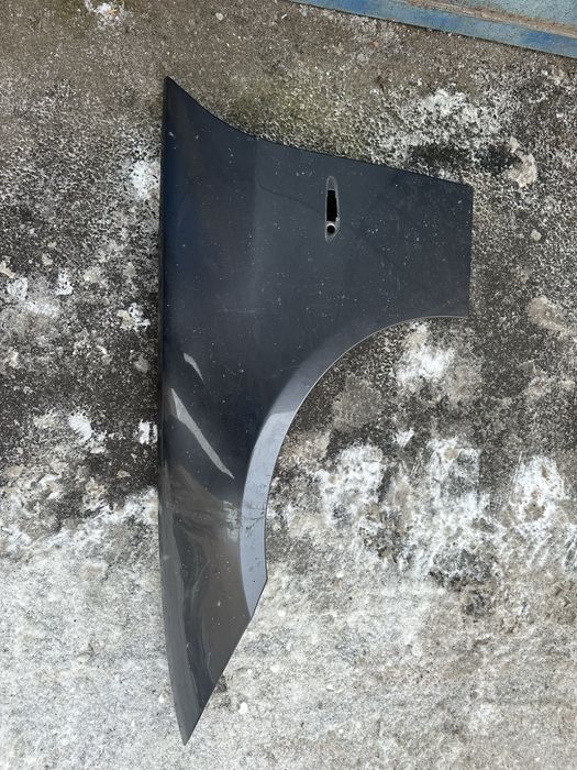 Aripa stanga fata bmw e90/e91