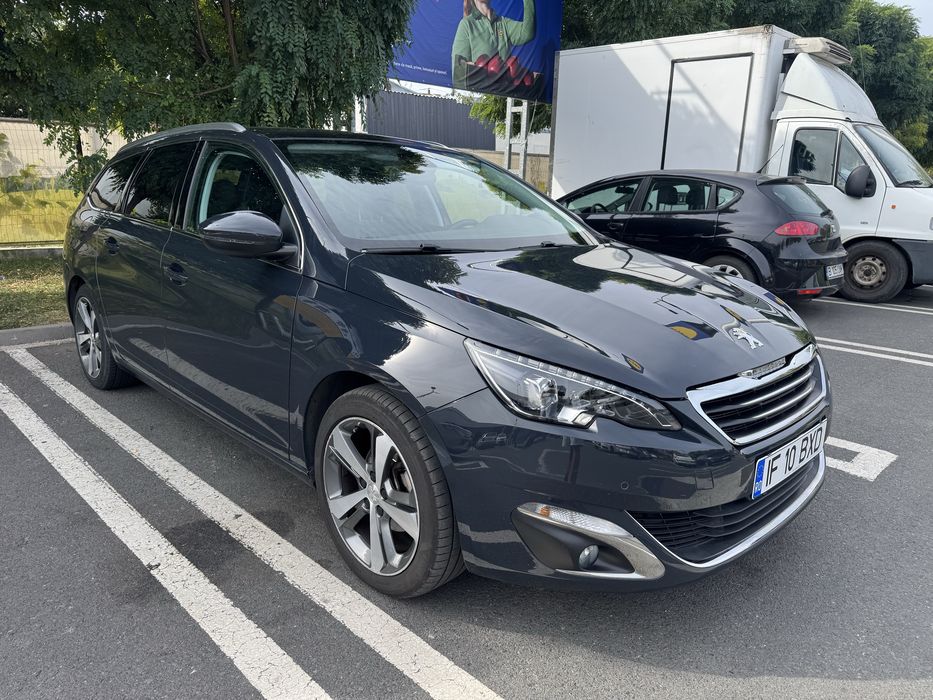 Peugeot 308 T9 break automata, 1.2 PureTech euro 6, pachet Allure, panoramic