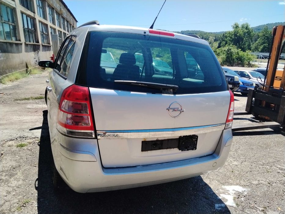 Opel Zafira B 1.6 Z16XEP 105к.с. на части