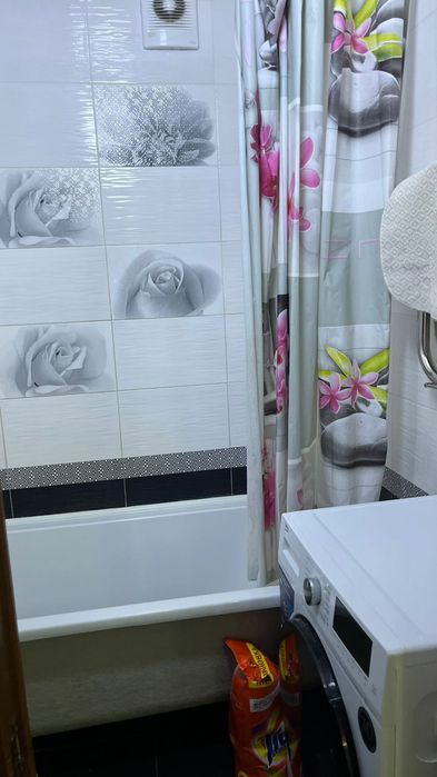 Сдам трёх комнатную квартиру