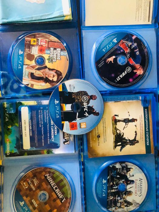 Диски от PlayStation 4