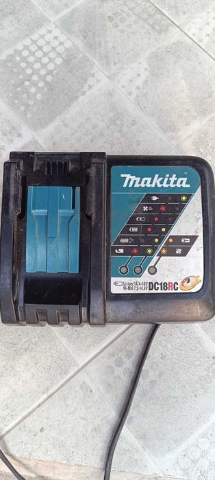 Зарядно за Макита.